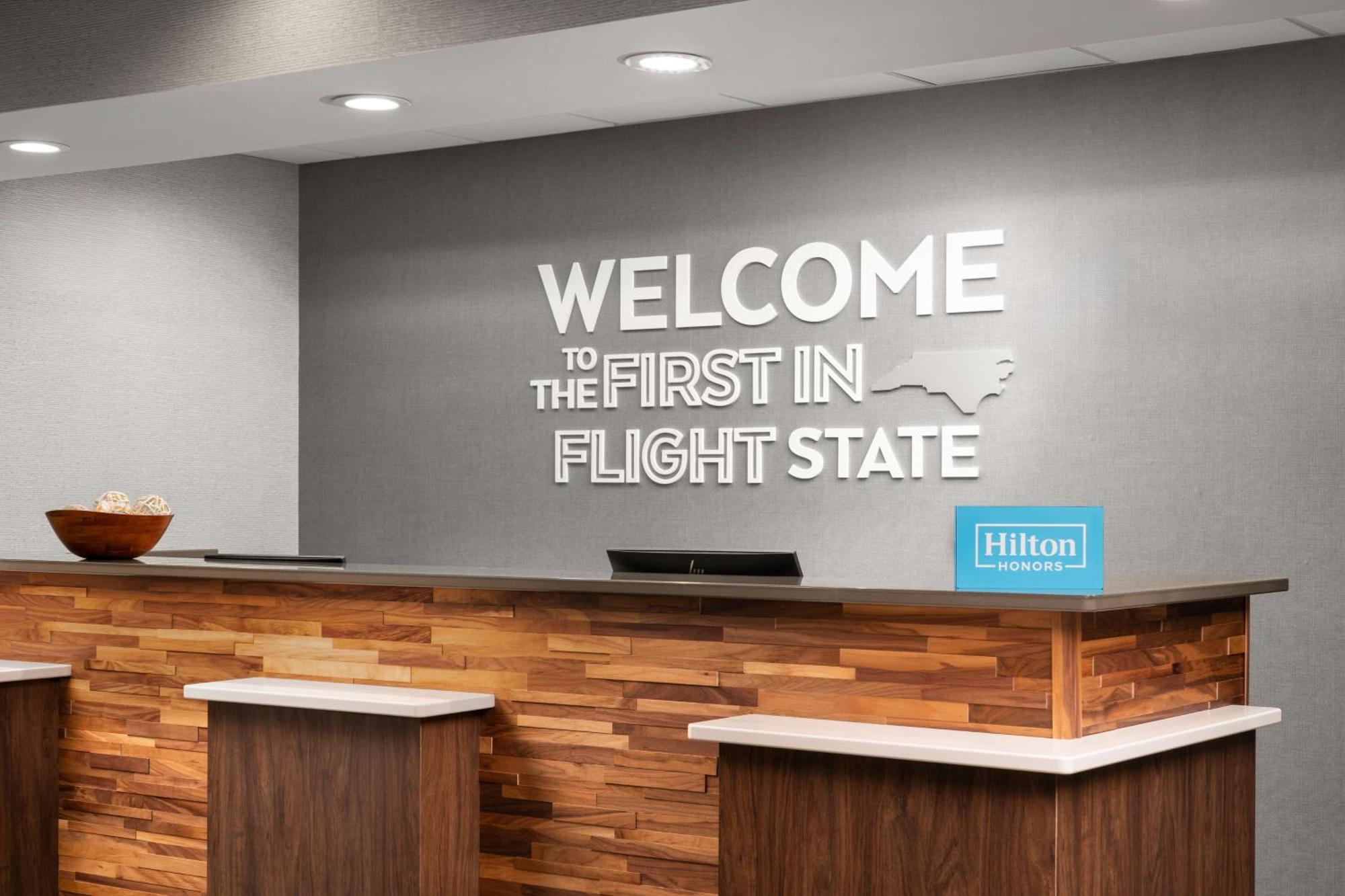 Hampton Inn Spring Lake Fayetteville Exterior foto